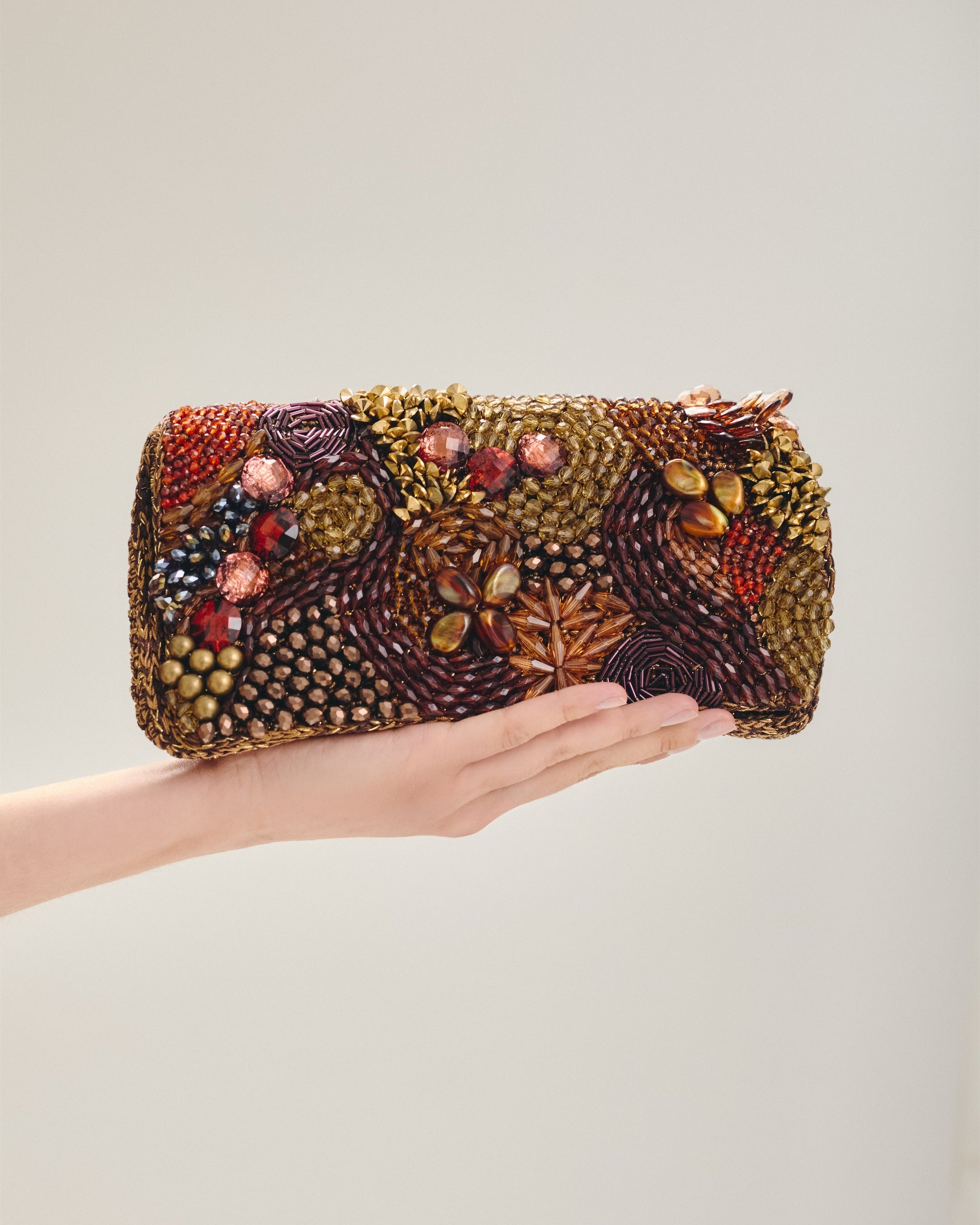 Clutch Nuvem - Ammi Brazil